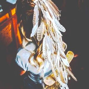 ♡ ⁺ 。 ! ! Featherrrrs・ ˚ ⁺ ⭐️ ! ♡♡♡